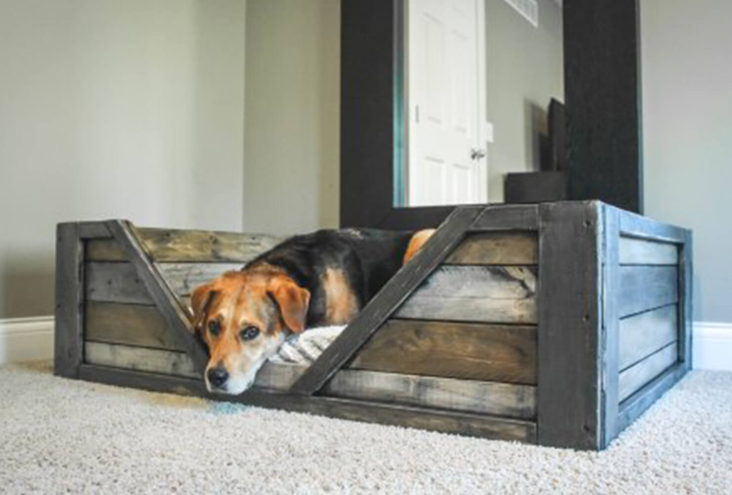 family gift ideas wood dog bed 