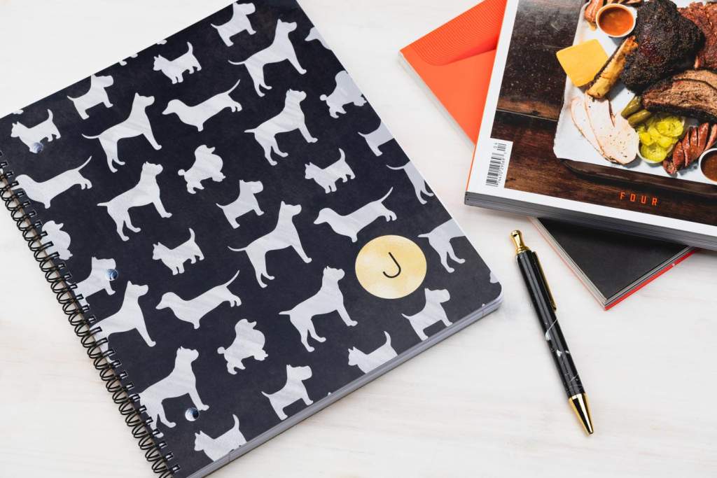 Notebook with dog lovers design.