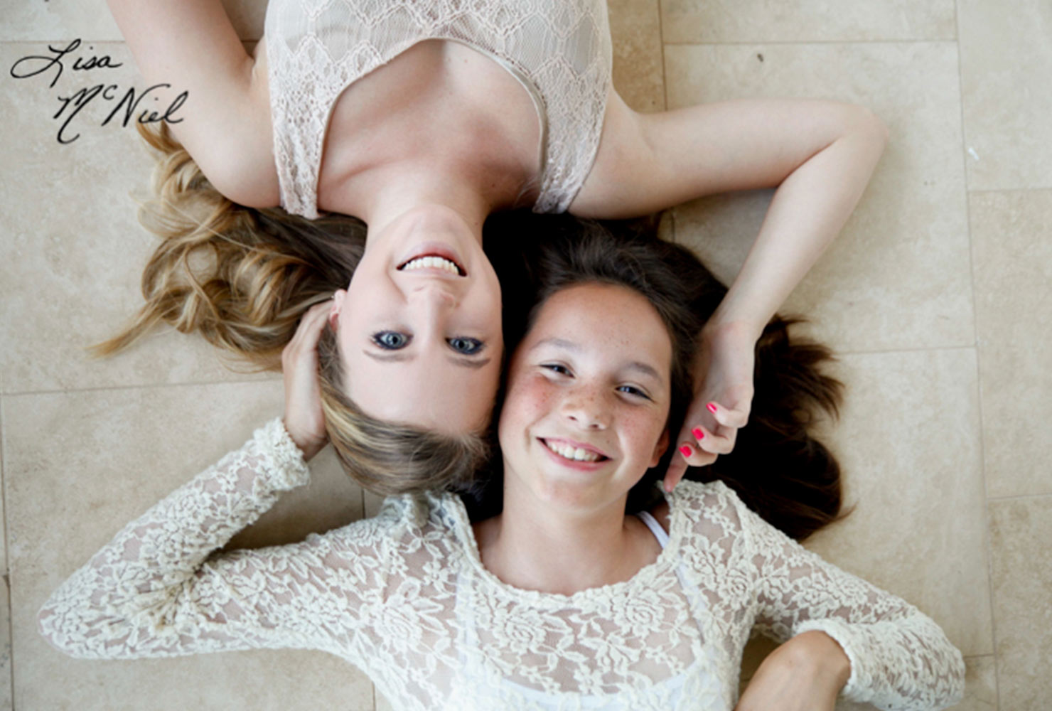 sibling photo ideas sisterhood