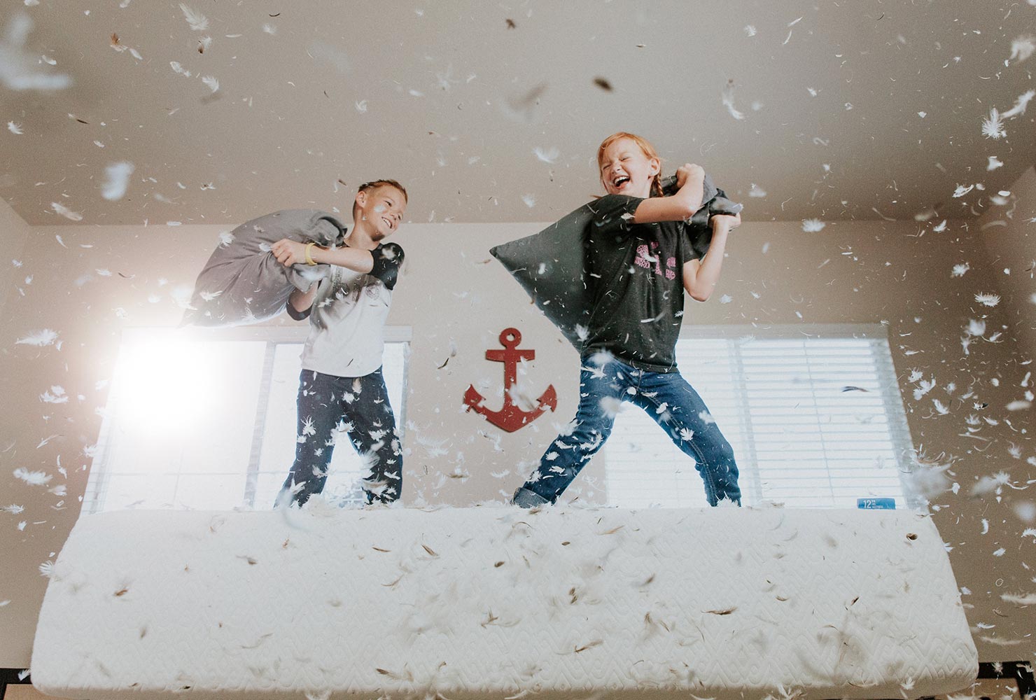 brothers pillow fight