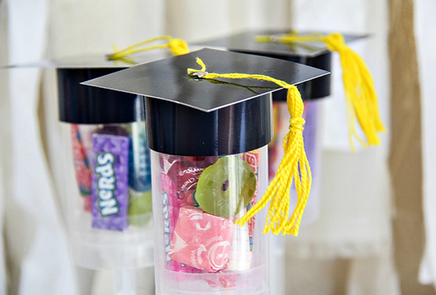 kindergarten graduation ideas candy in cap 