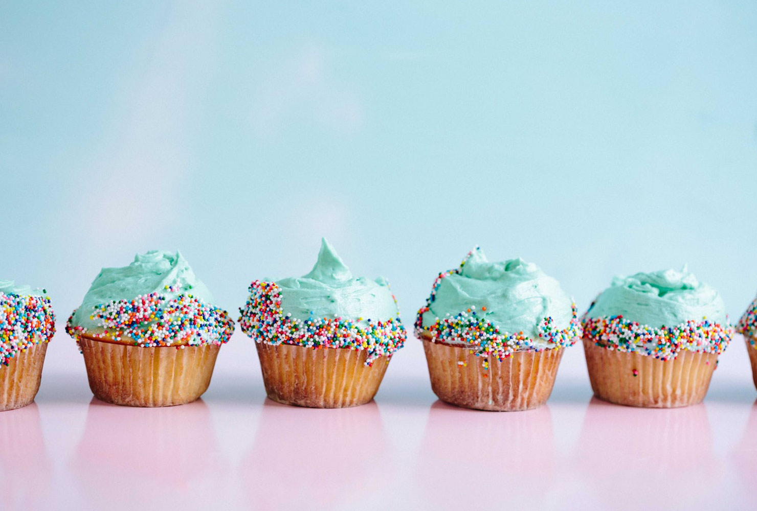 kindergarten graduation ideas sprinkle cupcakes 