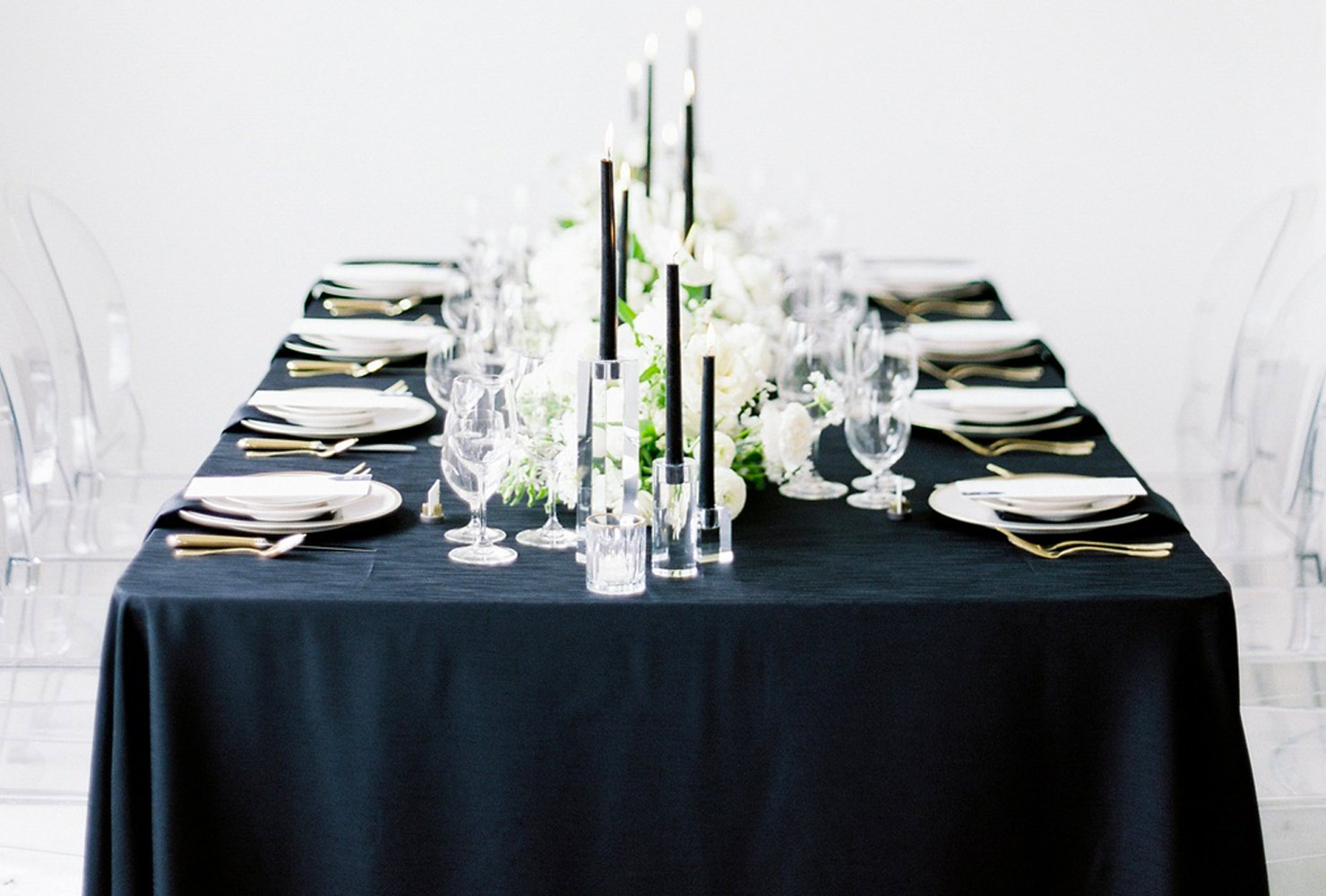 black and gold wedding ideas black candles 