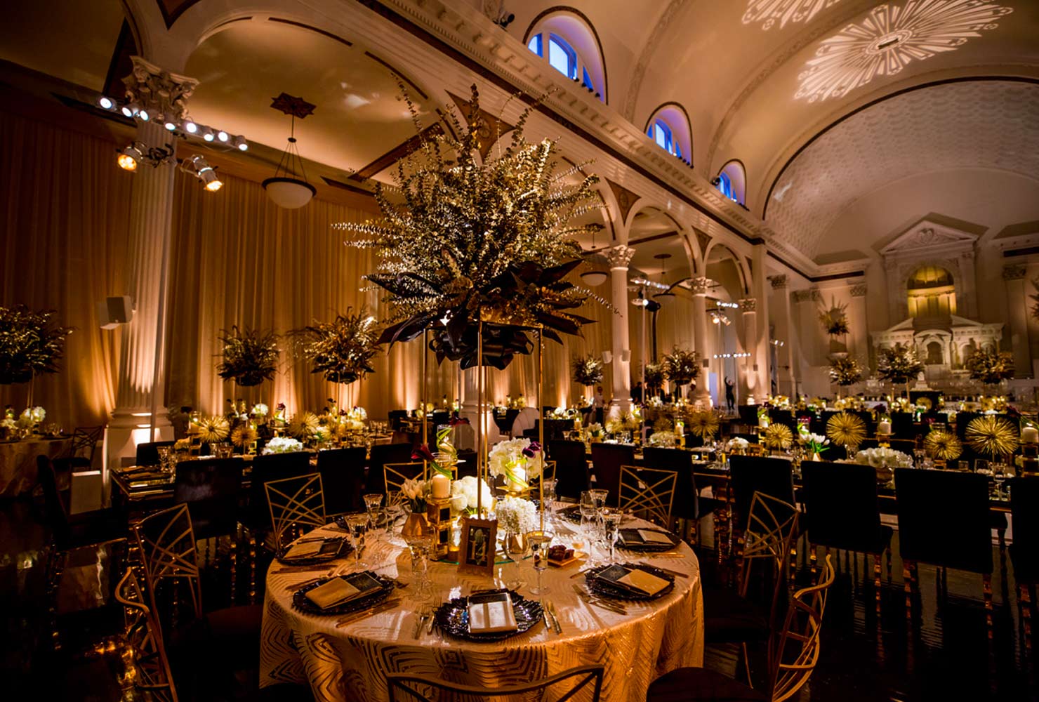 black and gold wedding ideas tall centerpieces 