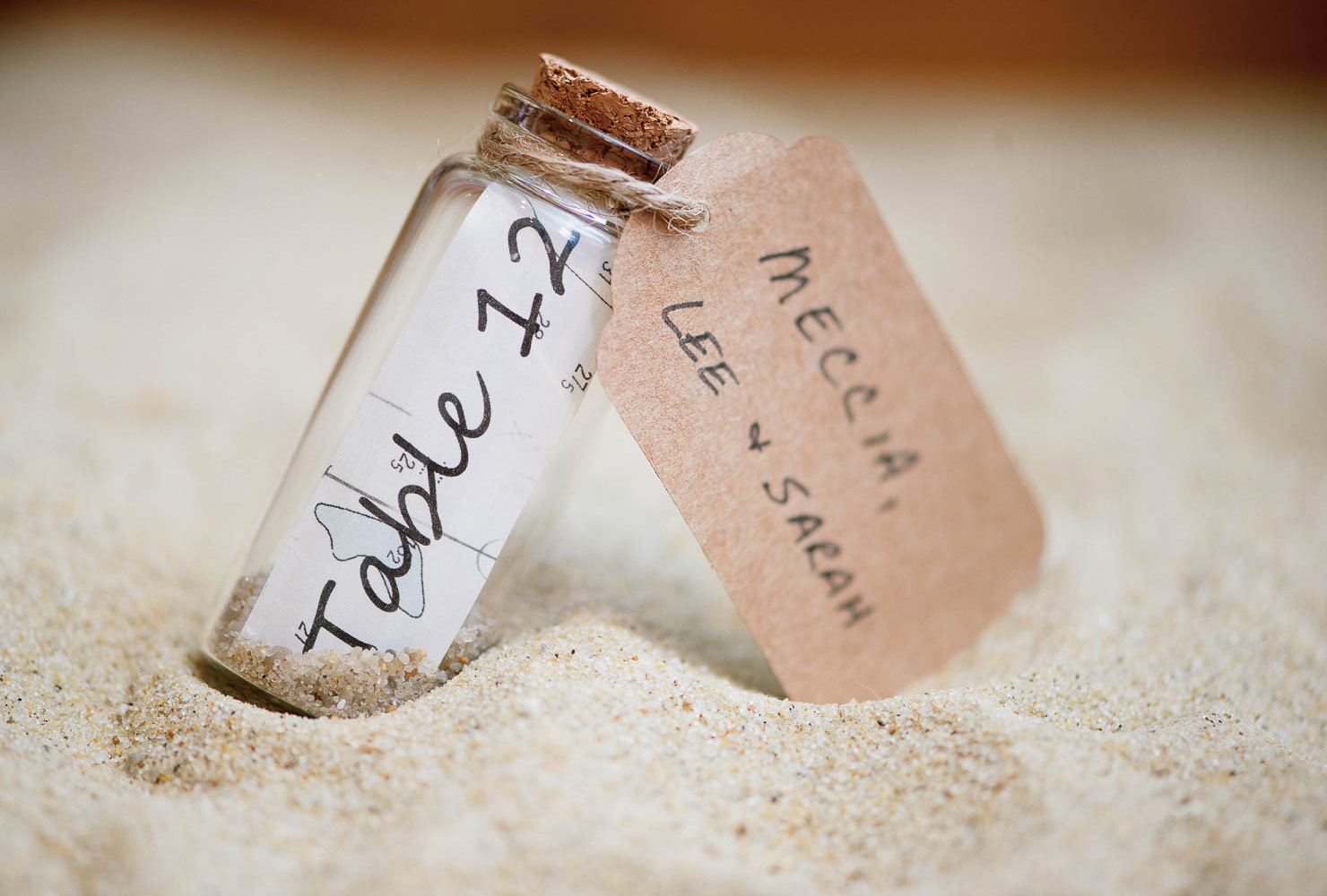 wedding place card ideas message in a bottle